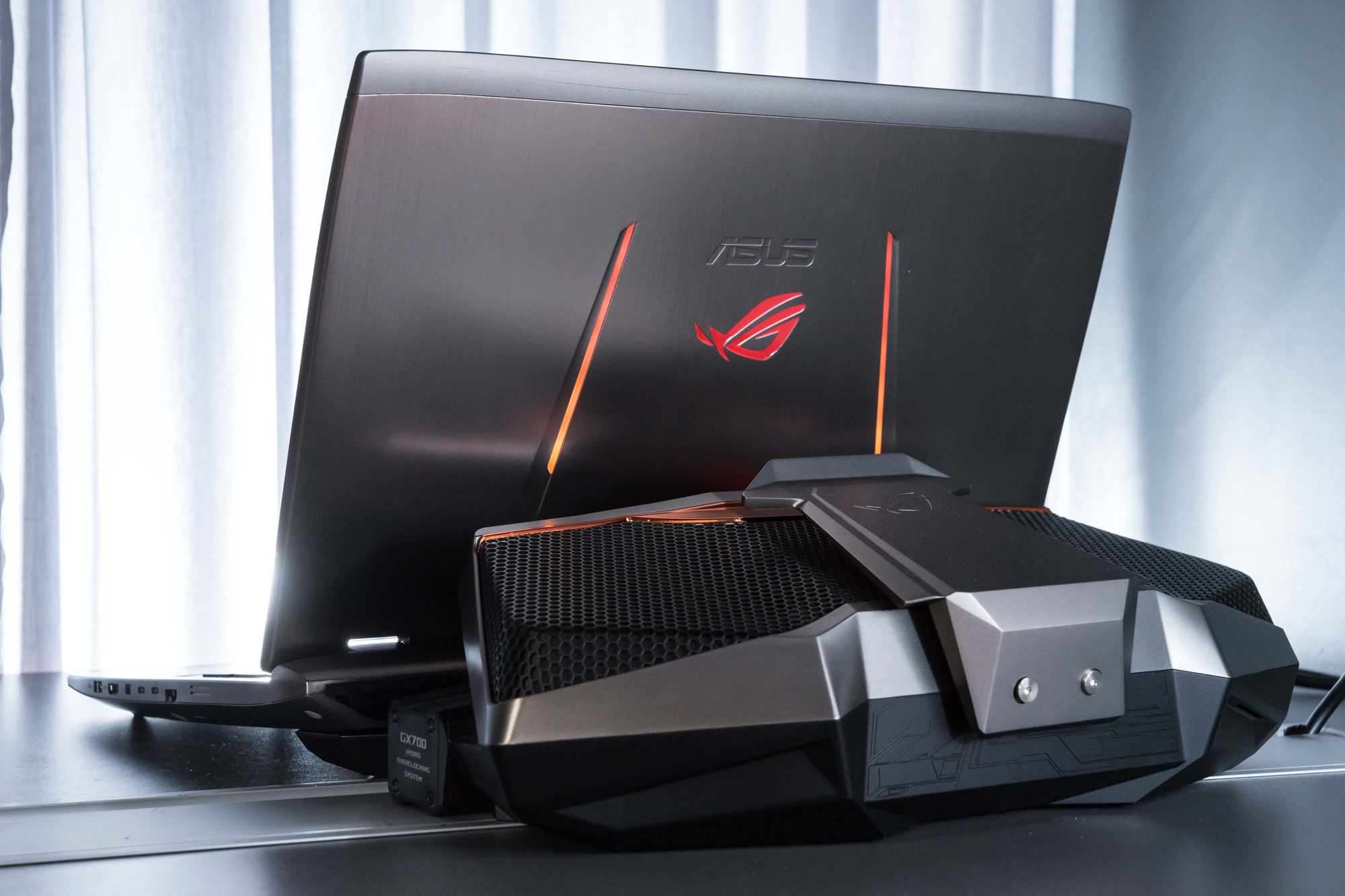Asus ROG GX700, un portátil gamer #IFA2015