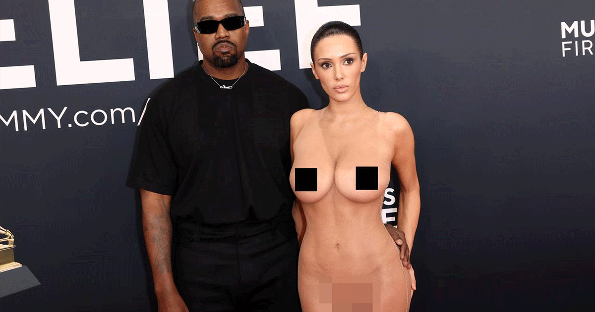 Grammy 2025 : Bianca Censori, la femme de Kanye West, scandalise avec sa robe transparente