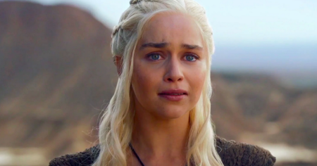 Game of Thrones : voilà à quoi aurait dû vraiment ressembler Daenerys Targaryen selon George R.R. Martin