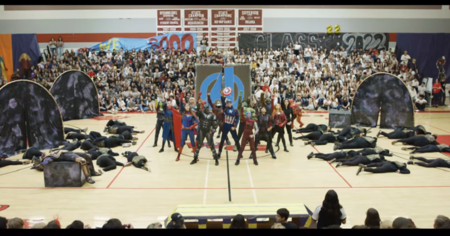 Une troupe de danse lycéenne acclamée par Brie Larson et Mark Ruffalo pour leur prestation sur Infinity War et Endgame