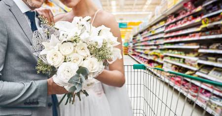 Pour réaliser son rêve, ce couple se marie dans un endroit complètement inattendu