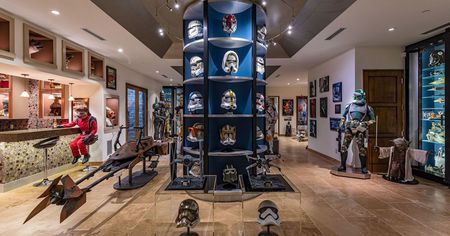 Cette collection installée dans un manoir de Los Angeles va séduire tous les fans de Star Wars !