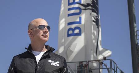 Jeff Bezos : une pétition demande à ce que le PDG d'Amazon ne revienne pas sur Terre après son voyage spatial