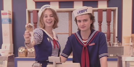 Ce premier teaser de la saison 3 de Stranger Things vous plonge dans une pub vintage des années 80 !