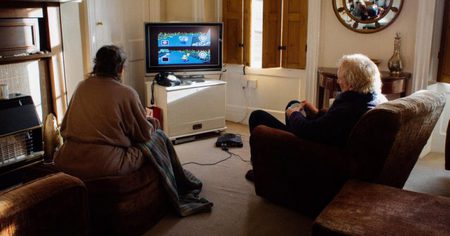 Chaque jour depuis 18 ans, ce couple décide qui devra faire le thé par une partie de Mario Kart 64