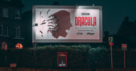 Dracula : cette publicité pour promouvoir la mini-série de la BBC est exceptionnellement créative et ingénieuse !