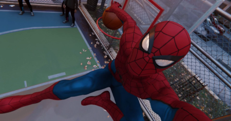 Spider-Man : un joueur passe plusieurs jours à essayer de mettre un panier et fini par glitcher le jeu