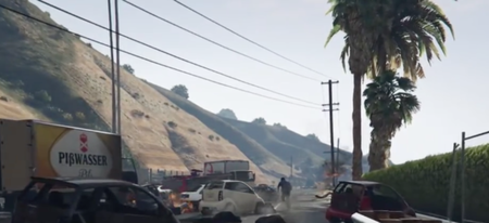 GTA V : un banal accident de moto crée un carambolage monstre