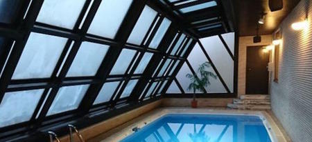 Voici la piscine la plus célèbre de la pornographie japonaise