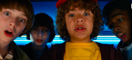 Elle est là ! La Première bande-annonce de la saison 2 de Stranger Things est carrément flippante ! (en HD VOSTFR)