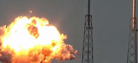 Avec humour, Elon Musk nous propose une compilation des plus belles explosions de Falcon 9