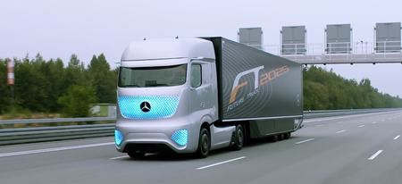 Le camion du futur imaginé par Mercedes