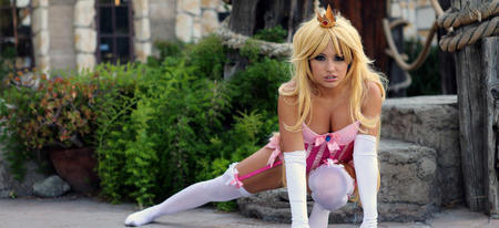 Ces 10 princesses Peach sont beaucoup plus sexy que dans nos souvenirs ! (photos et vidéo)