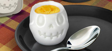 Transformez vos oeufs en squelettes pour un repas dans l'ambiance d'Halloween !