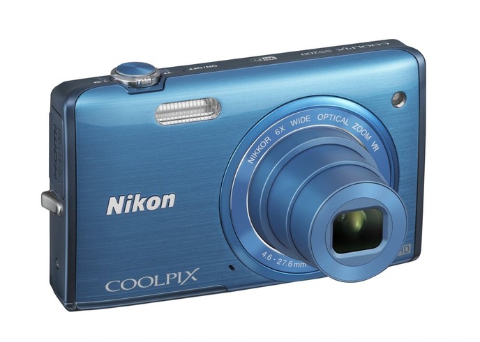 Nikon S5200