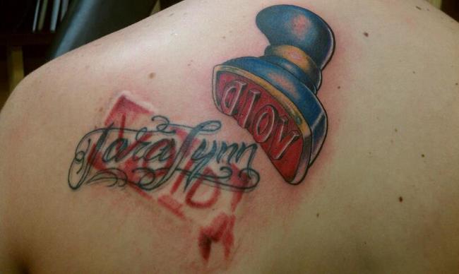 fail remplacement tatouage 26