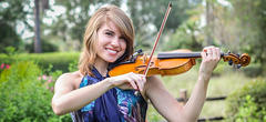 Taylor Davis, violoniste Geekette comme on les aime