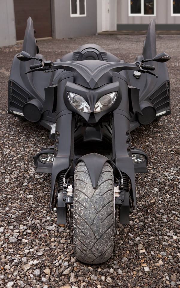 Cette moto inspirée de la Batmobile va en faire baver plus d'un !