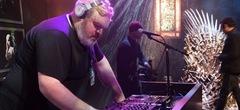 Hodor se met derrière les platines avec son premier morceau Up