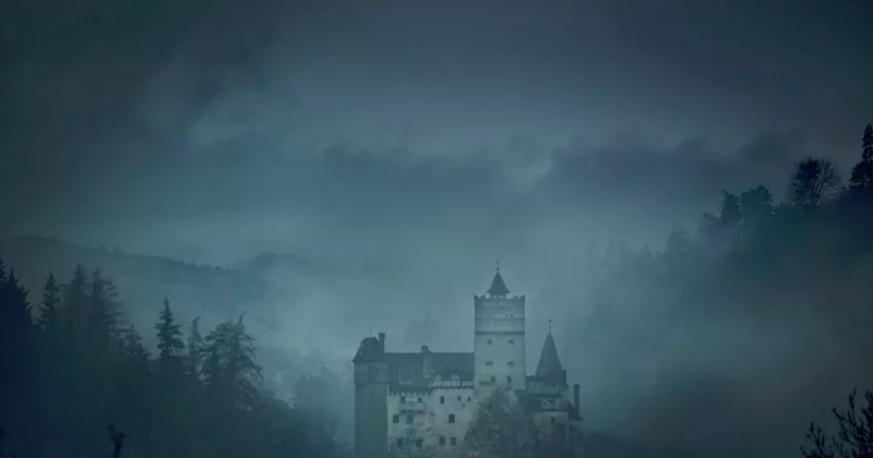 Dormir dans le château de Dracula pour Halloween, c