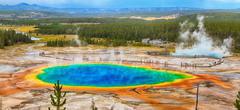 Un Américain meurt dissous dans une source acide de Yellowstone