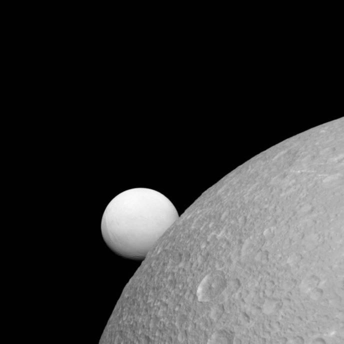 Dioné et Encelade