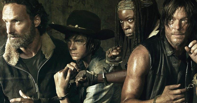 The Walking Dead : pour la première fois, la saison 8 va montrer un zombie nu !