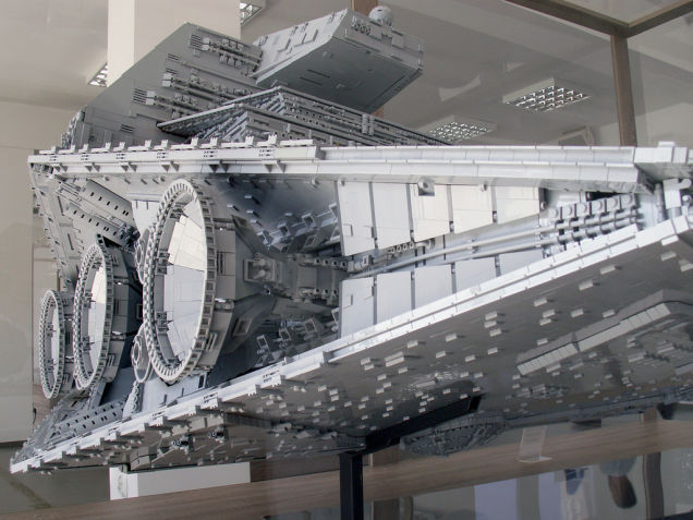 enorme-star-destroyer-lego