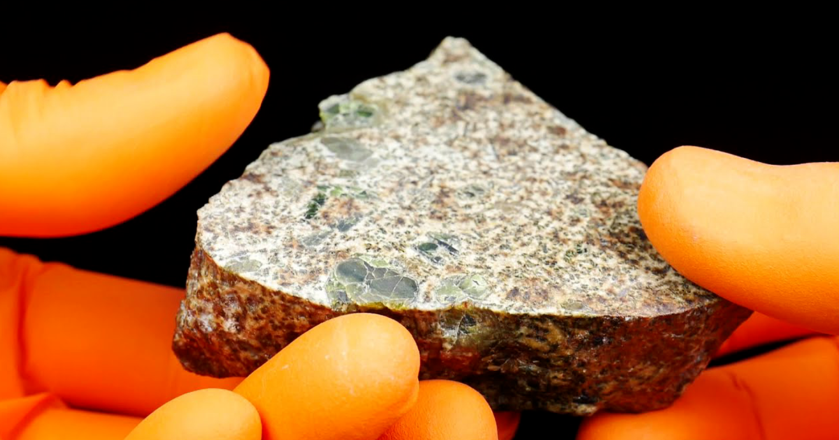 Photo of Los científicos han encontrado un meteorito mucho más antiguo que la Tierra