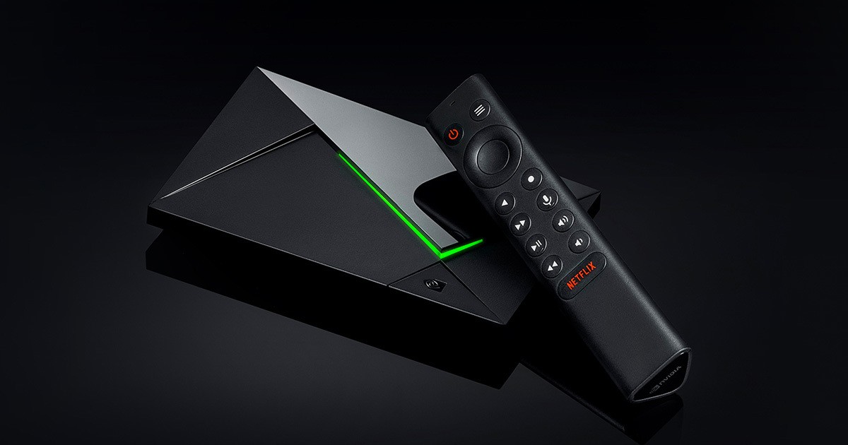 La box multimédia Nvidia SHIELD TV Pro sous Android TV est