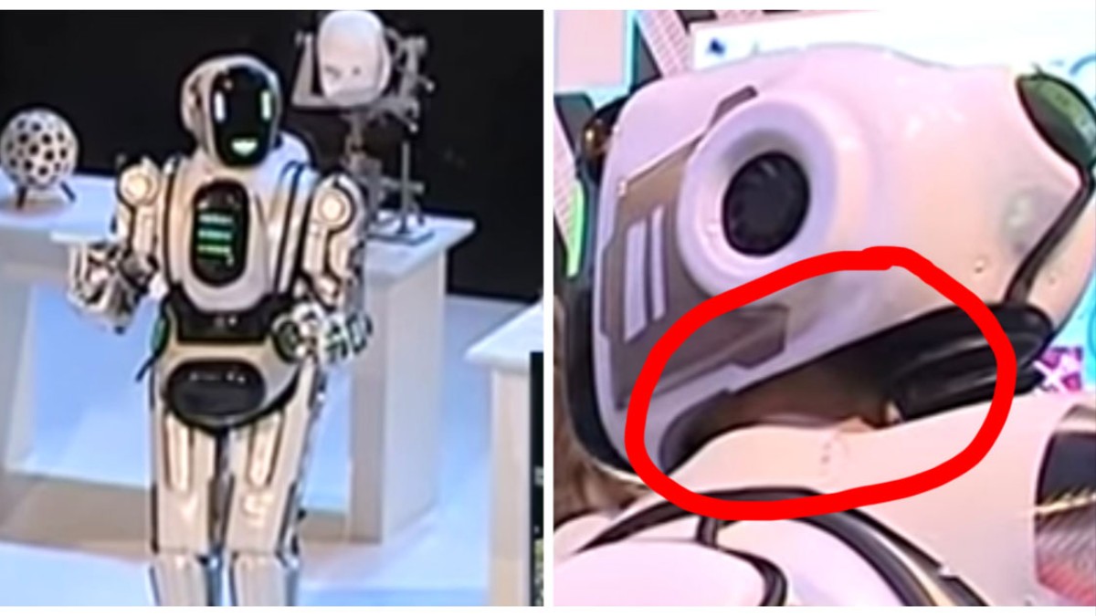 En Russie Le Robot Cense Etre A La Pointe De La Technologie Etait En Realite Un Homme Cache Dans Un Costume