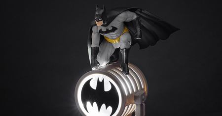 Commandez la magnifique lampe Batman, sous licence officielle DC Comics, à un bon prix