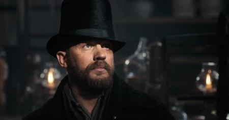 Après Taboo, Ridley Scott et le créateur de Peaky Blinders planchent sur une nouvelle série