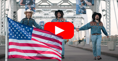 YouTube : Mister V et Freddy Gladieux se moquent des Américains en chanson, les internautes sont hilares (vidéo)