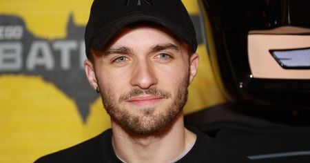 Squeezie dénonce l’abus sexuel des vidéastes et met le feu à Twitter et YouTube