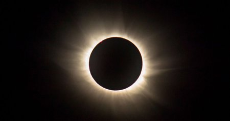 Eclipse solaire : le plus vieux film astronomique retrouvé dans des archives (vidéo)