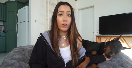 Une youtubeuse dans la tourmente après la diffusion d'une vidéo où elle maltraite son chien