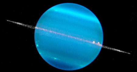 Si Uranus est autant inclinée, c'est parce qu'elle a été impactée par une autre planète !