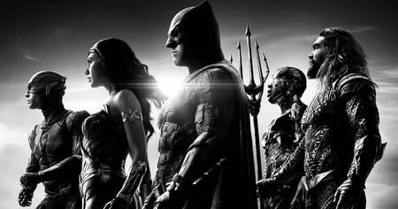 Justice League : Zack Snyder explique pourquoi il n'a pas fait retirer son nom de la version cinéma