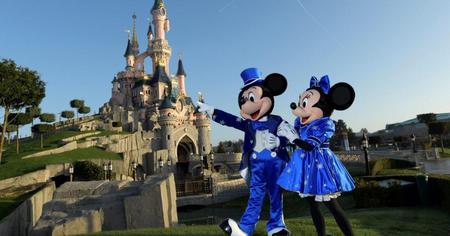 Disneyland : le parc d'attractions ferme ses portes en France et aux États-Unis