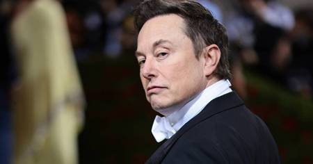 Twitter : Elon Musk s'en prend violemment au 