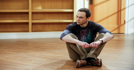 Big Bang Theory : la triste réalité derrière le départ de Jim Parsons (Sheldon) de la série