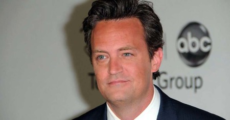 Friends : Matthew Perry est mort, le monde pleure Chandler Bing (20 tweets)