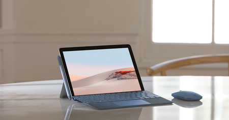 Microsoft Surface Go 2 : le PC portable hybride avec son clavier cover et sa souris est en promotion