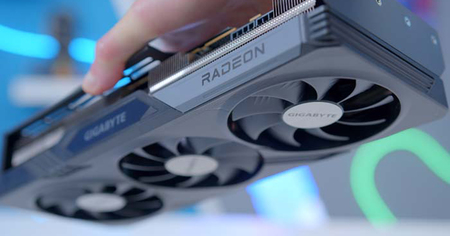 Gigabyte RX 7800 XT Gaming OC : une carte graphique performantes pour booster son PC