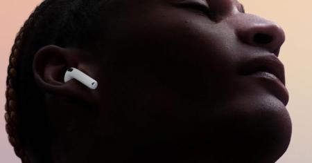 AirPods 4 : les écouteurs sans fil d’Apple profitent d’une réduction