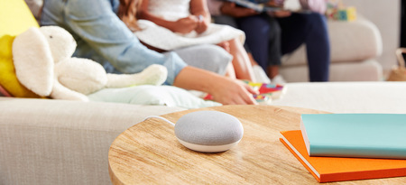 Super vente flash pour l’enceinte intelligente Google Nest Mini