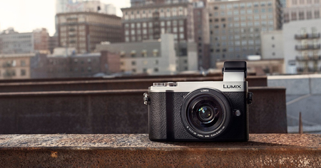 Panasonic Lumix Gx9 Argent : prix cassé pour le Black Friday pour ce pack avec 3 objectifs et 1 batterie supplémentaire