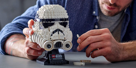 Promotion sur le set LEGO Star Wars Casque de Stormtrooper