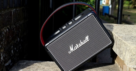 Un casque Marshall Major III offert pour l'achat de l'enceinte Marshall Kilburn II à -33% !